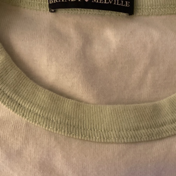 brandy melville baseball cropped tee - Picture 2 of 3